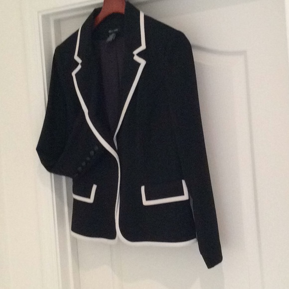 Jackets & Blazers - Super cute dressy blazer